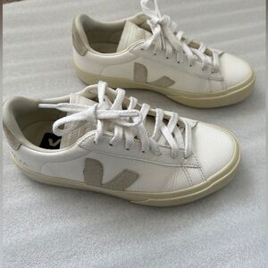 Veja Women's Cream and White Sneakers
